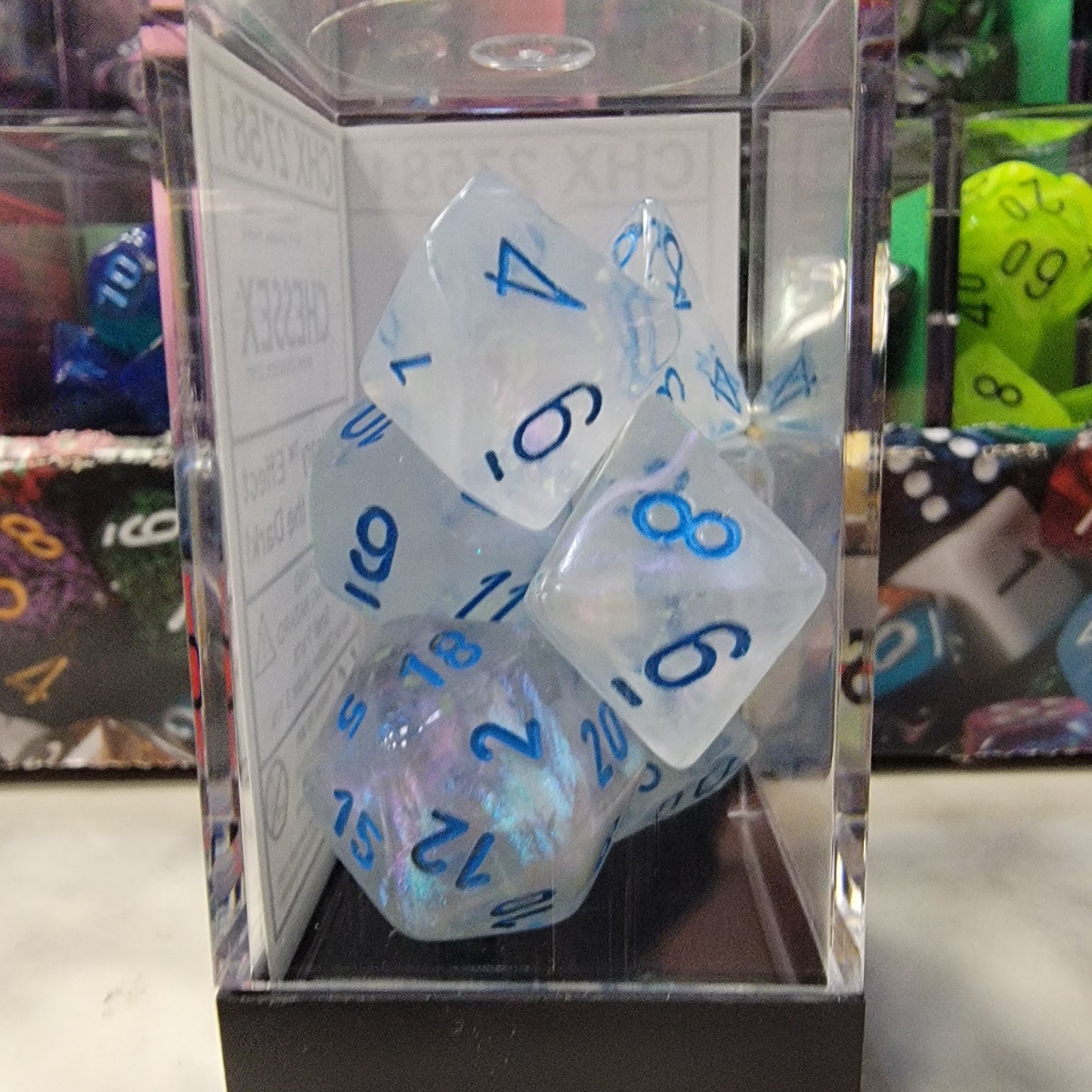 CHESSEX Borealis Icicle 7 Die Set